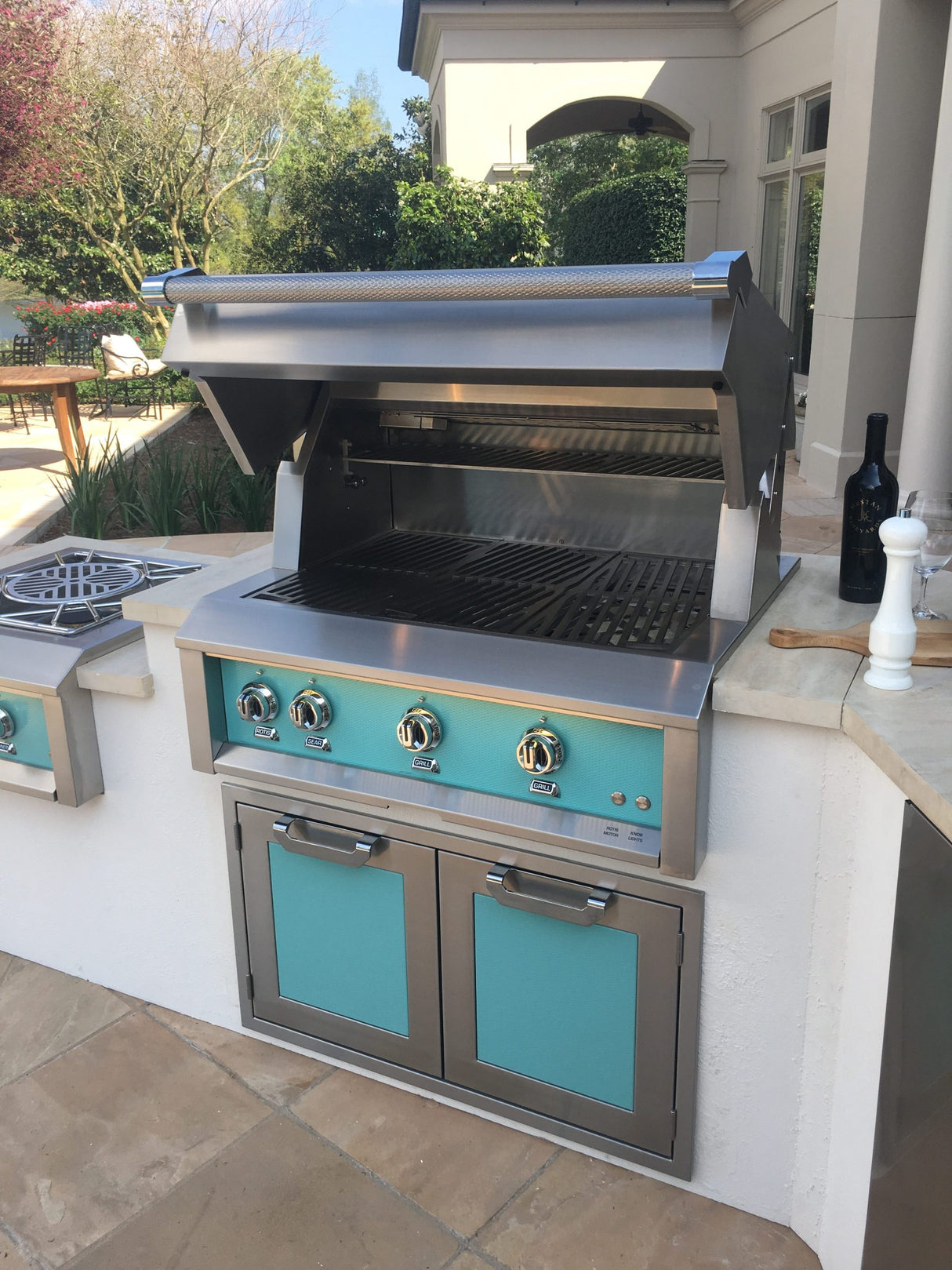 Hestan 36″ Marquise With Outdoor Double Sealed Pantry Storage Door - AGLP36