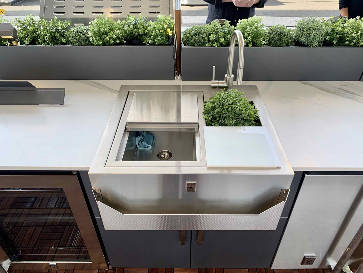Hestan 30″ Outdoor Refreshment Center - GRC30