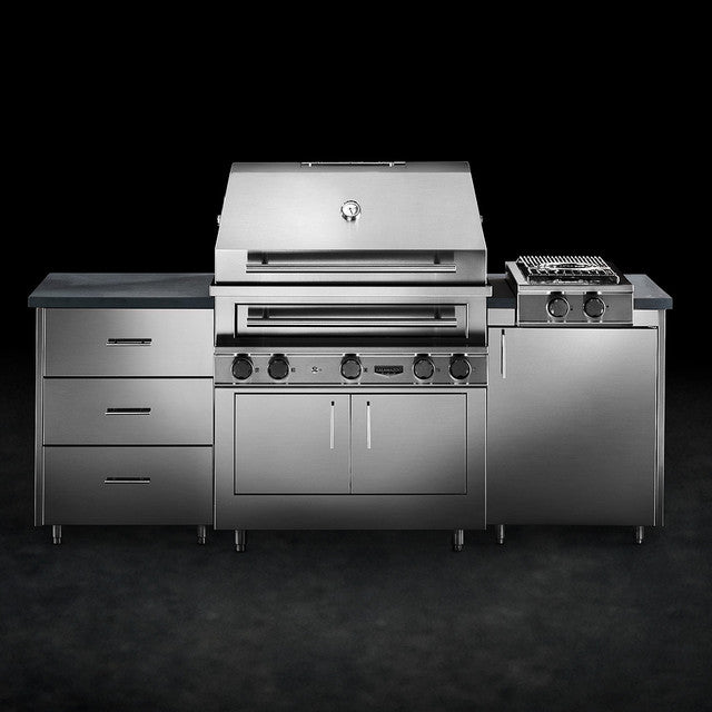 Kalamazoo K750HS Freestanding Hybrid Fire Grill with Side Burner