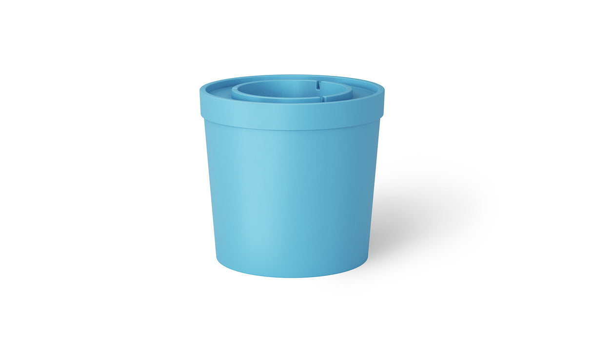 Ledge Lounger Signature Ice Basin