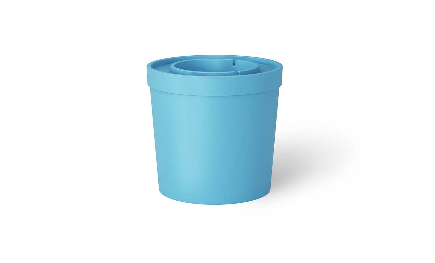 Ledge Lounger Signature Ice Basin