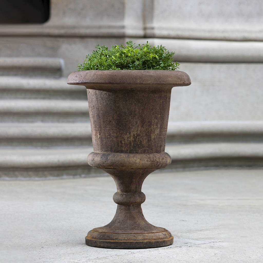 Campania Smithsonian Goblet Urn - P-534
