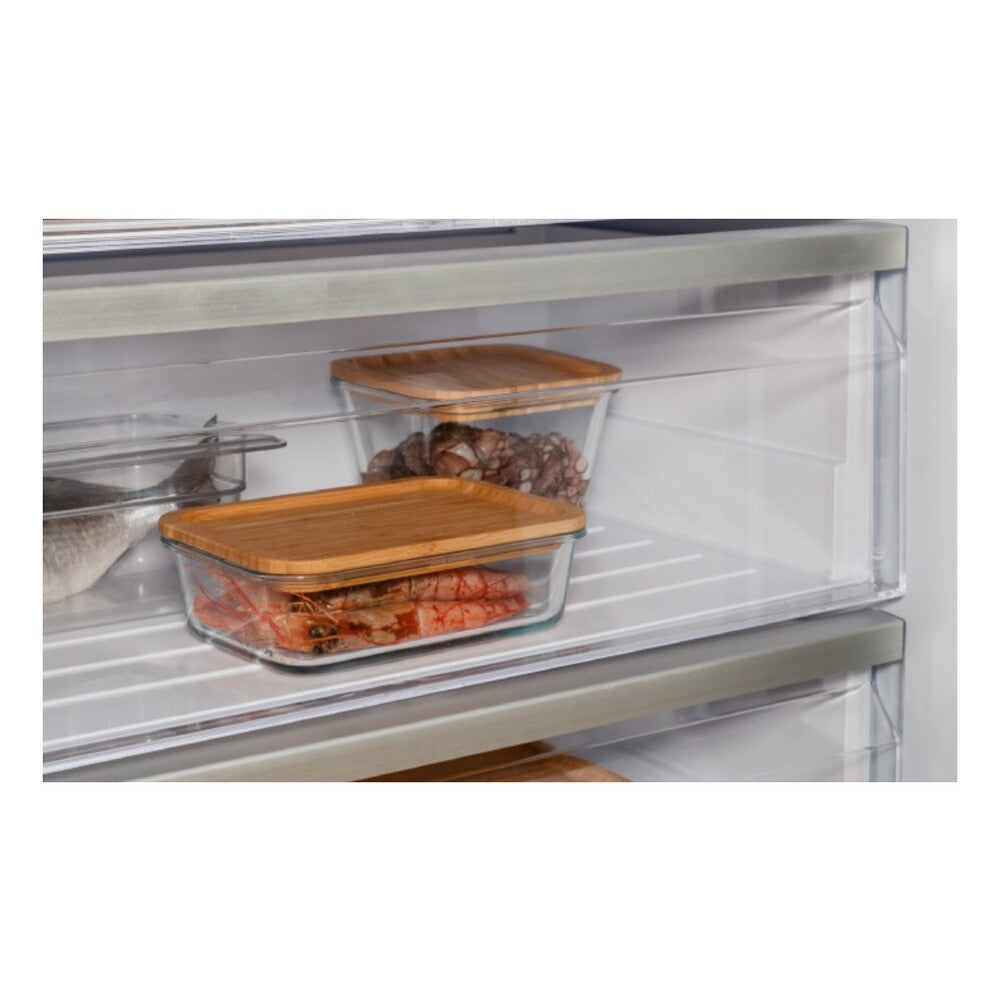 Bertazzoni 24 inch Bottom Freezer Refrigerator with 8.6 cu. ft. Total Capacity, in Panel Ready - REF24BMBPNB