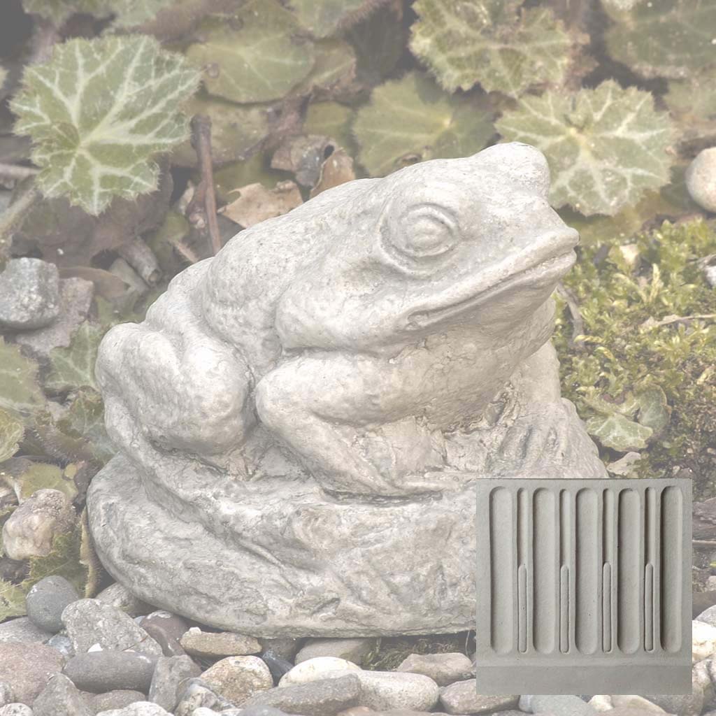 Campania Tiny Frog Garden Statue - A-299