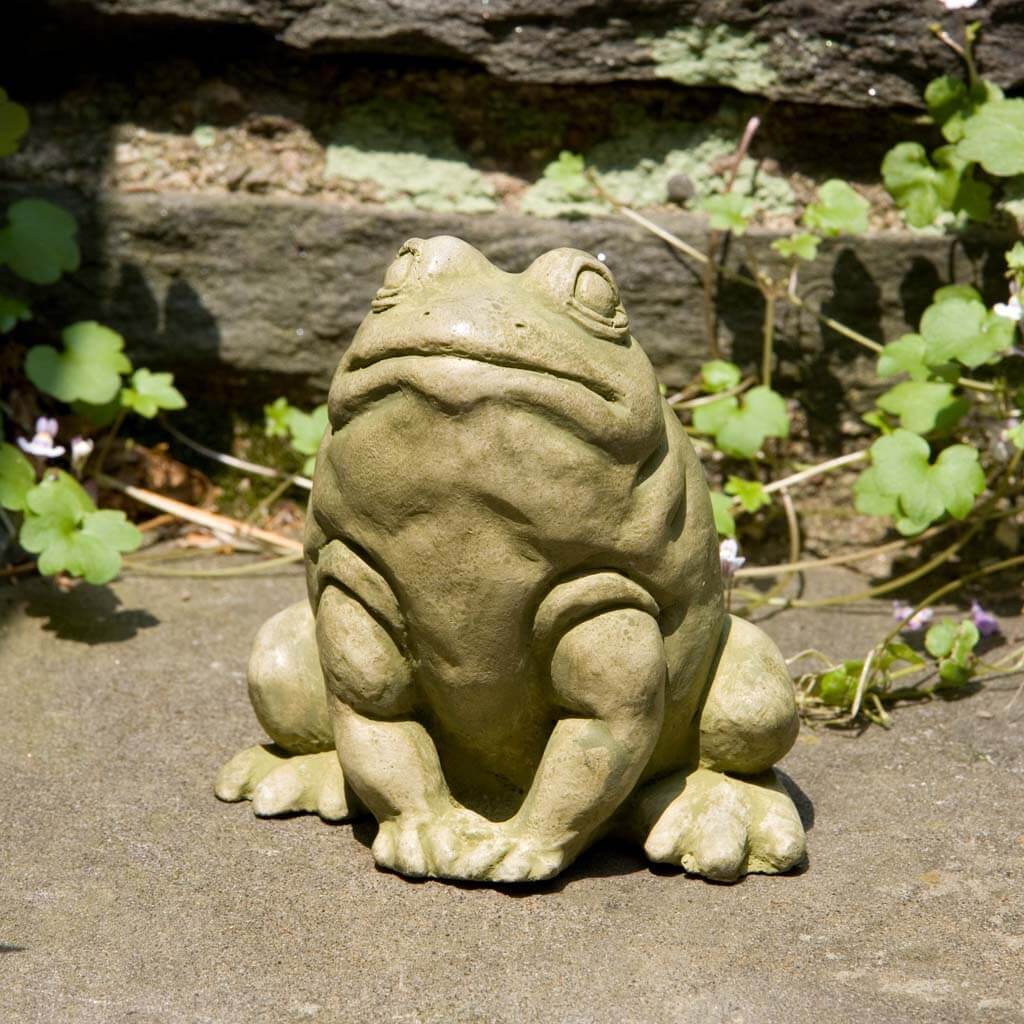 Campania Jumper Garden Statue - A-362