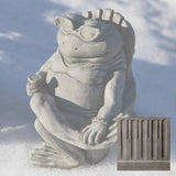 Campania Doris on the Beach Garden Statue - A-571