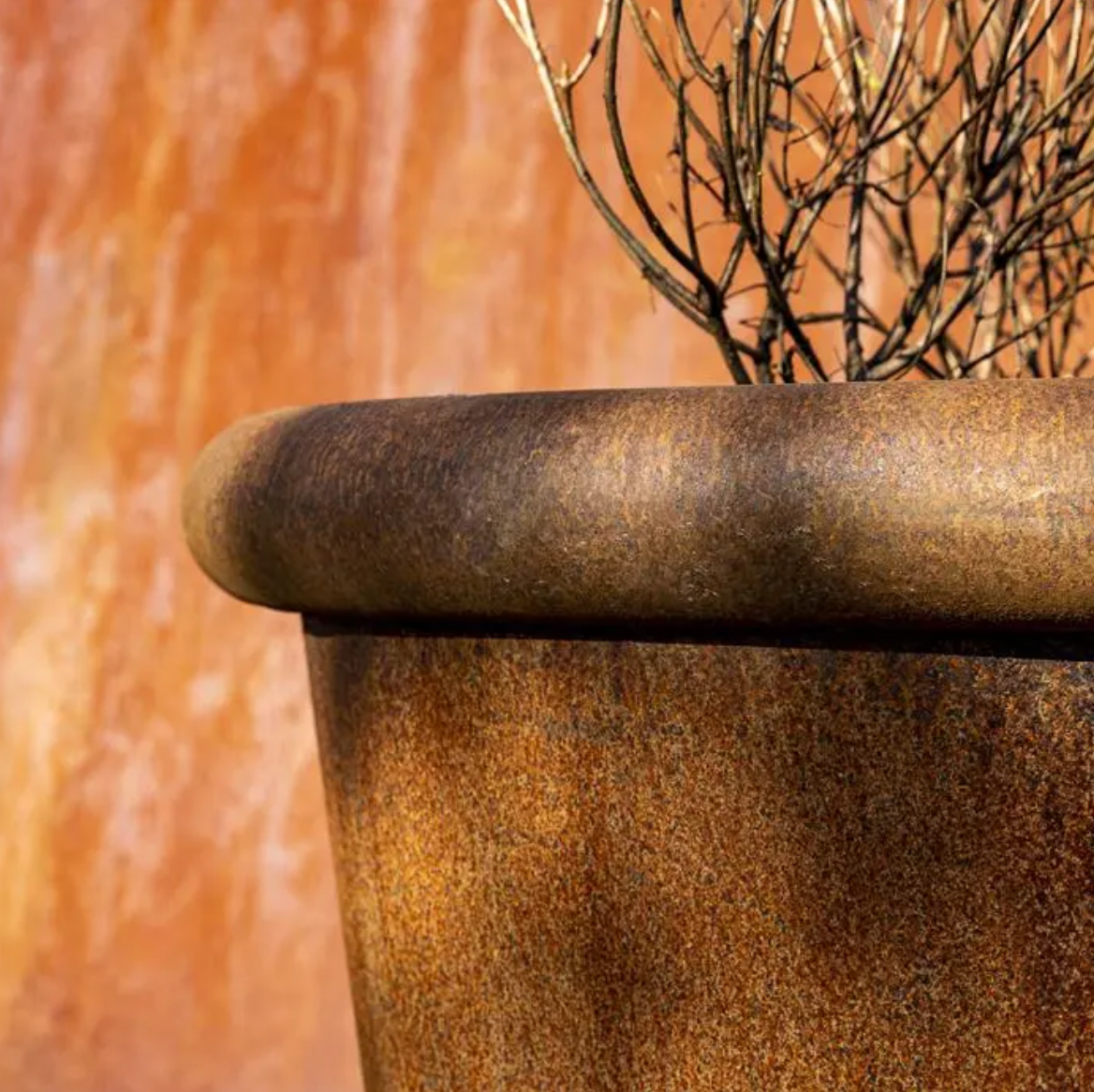 Adezz Tube Corten Planter