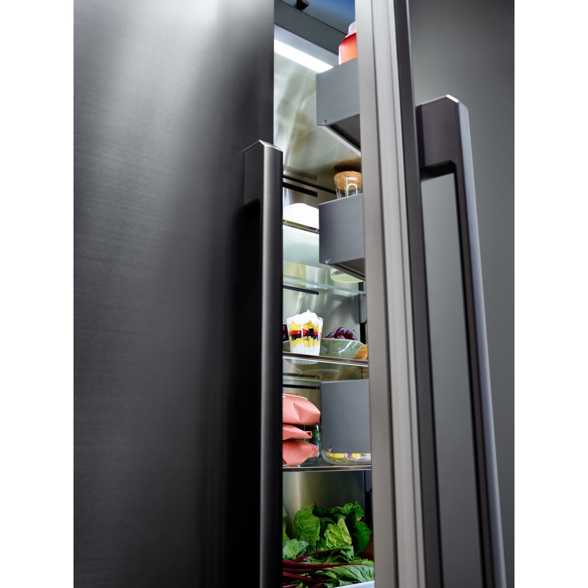 Dacor 24-Inch Contemporary Column Refrigerator - DRR24980RAP/LAP