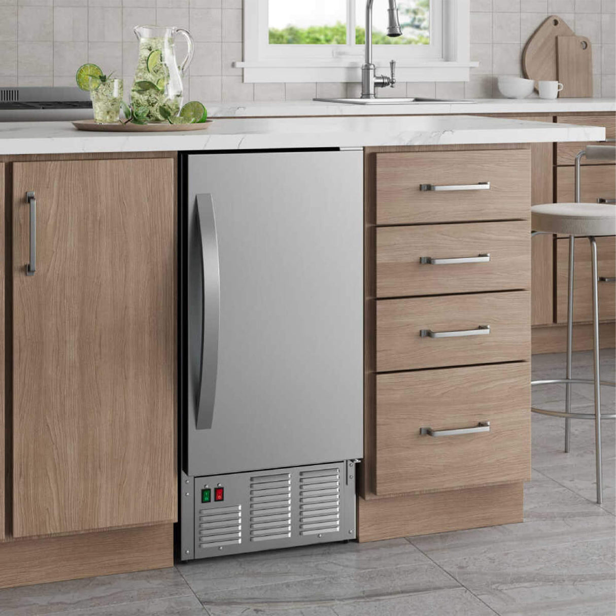 Edgestar 15" Outdoor Undercounter Ice Maker W/ 50 LBS Daily Ice Production (SAK84720)