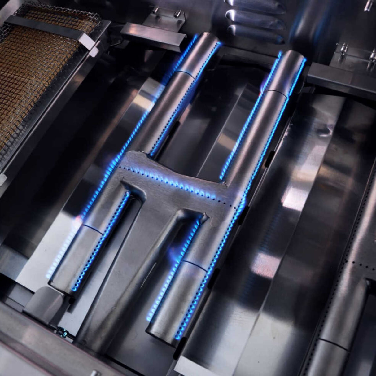 Edgestar 89K BTU 36" Natural Gas Freestanding Grill Cart With Lighting Knobs & Rotisserie (SAK12573)