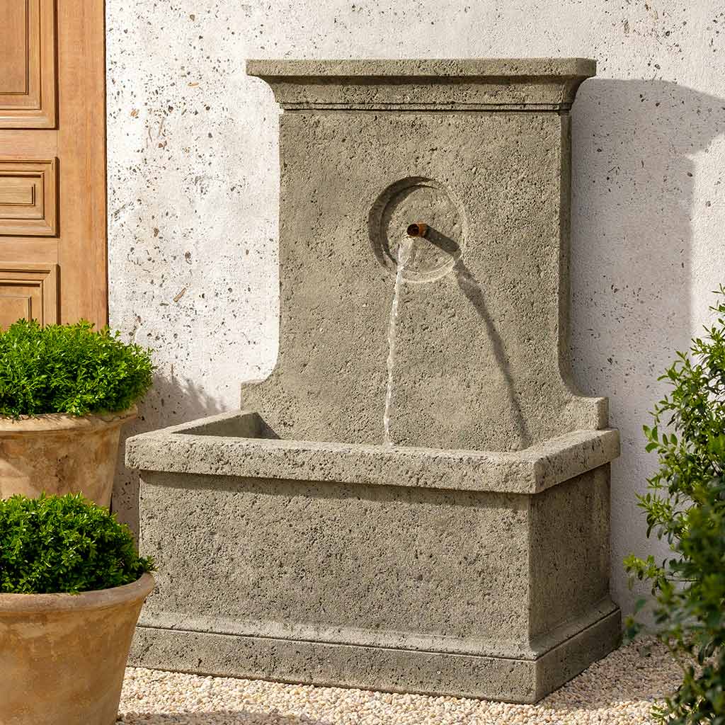 Campania Arles Fountain - FT-385