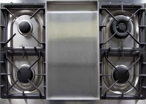 ILVE 36" Majestic II Series Dual Fuel Gas Range with 6 Burners with 3.5 cu. ft. Oven Capacity TFT Oven Control Display (UM096DNS)