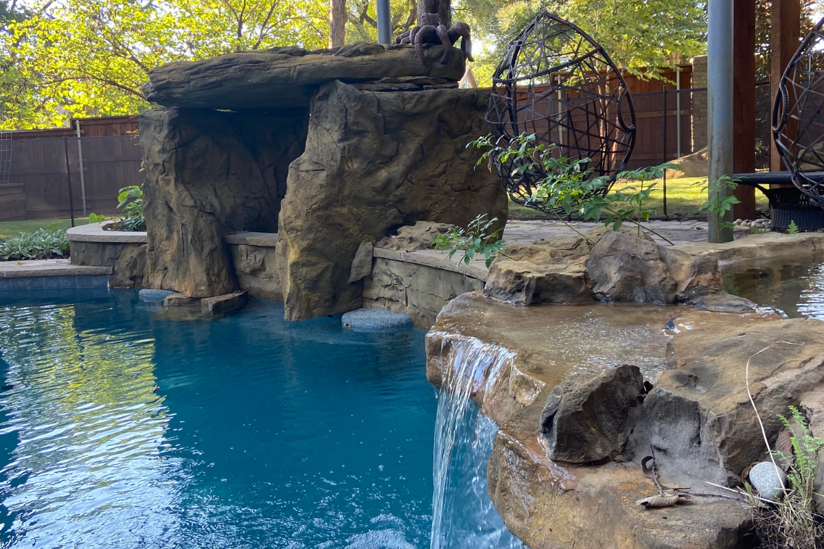 Natural Spas Infinity In Ground Hot Tub and Spa