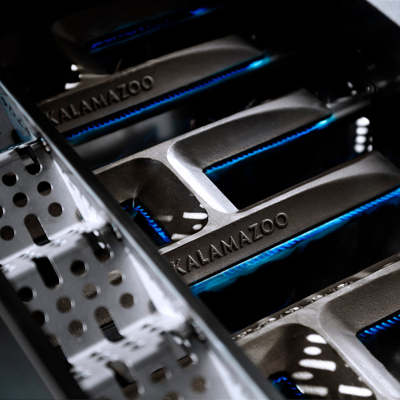 Kalamazoo K1000HB Built-In Hybrid Fire Grill