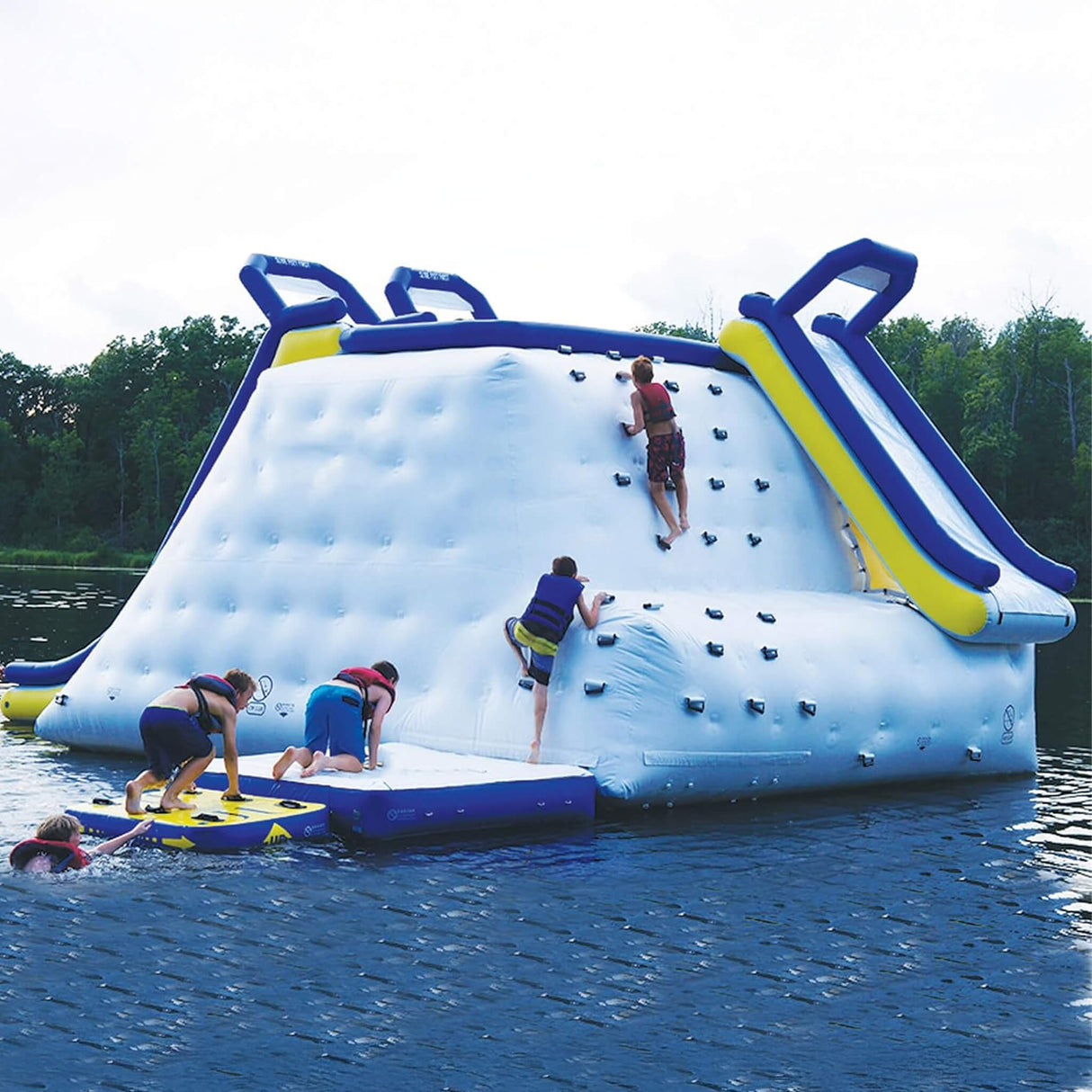 Large Inflatable Wall Climbing Bouncer With Slides And Air Pump For Pools, Lakes And Rivers