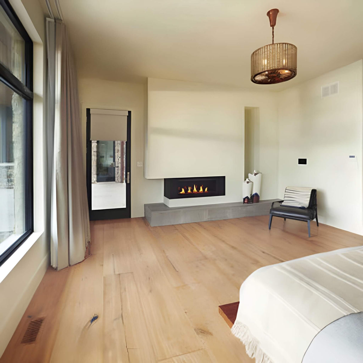 Napoleon Vector™ 38 Single-Sided Direct Vent Electronic Natural Gas Fireplace With eFire App, 53" [LV38N-1]