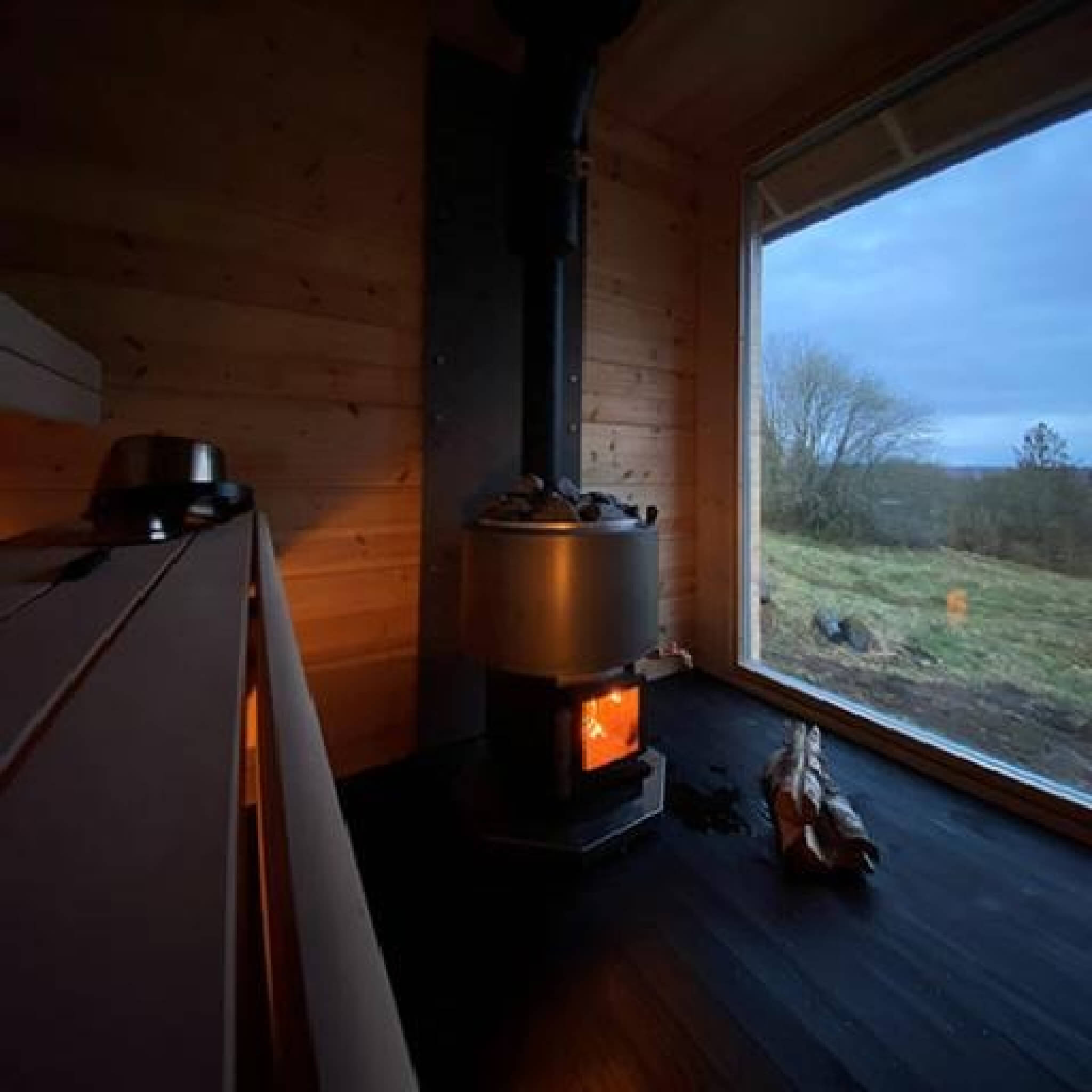 Narvi Luosto VS 16KW Wood-Burning Sauna Stove With Watertank & Stones [2145/163442] (SAK86430)