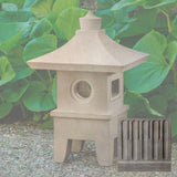 Campania Kashimo Lantern Garden Statue - OR-191