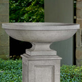 Campania Sutton Urn - P-966