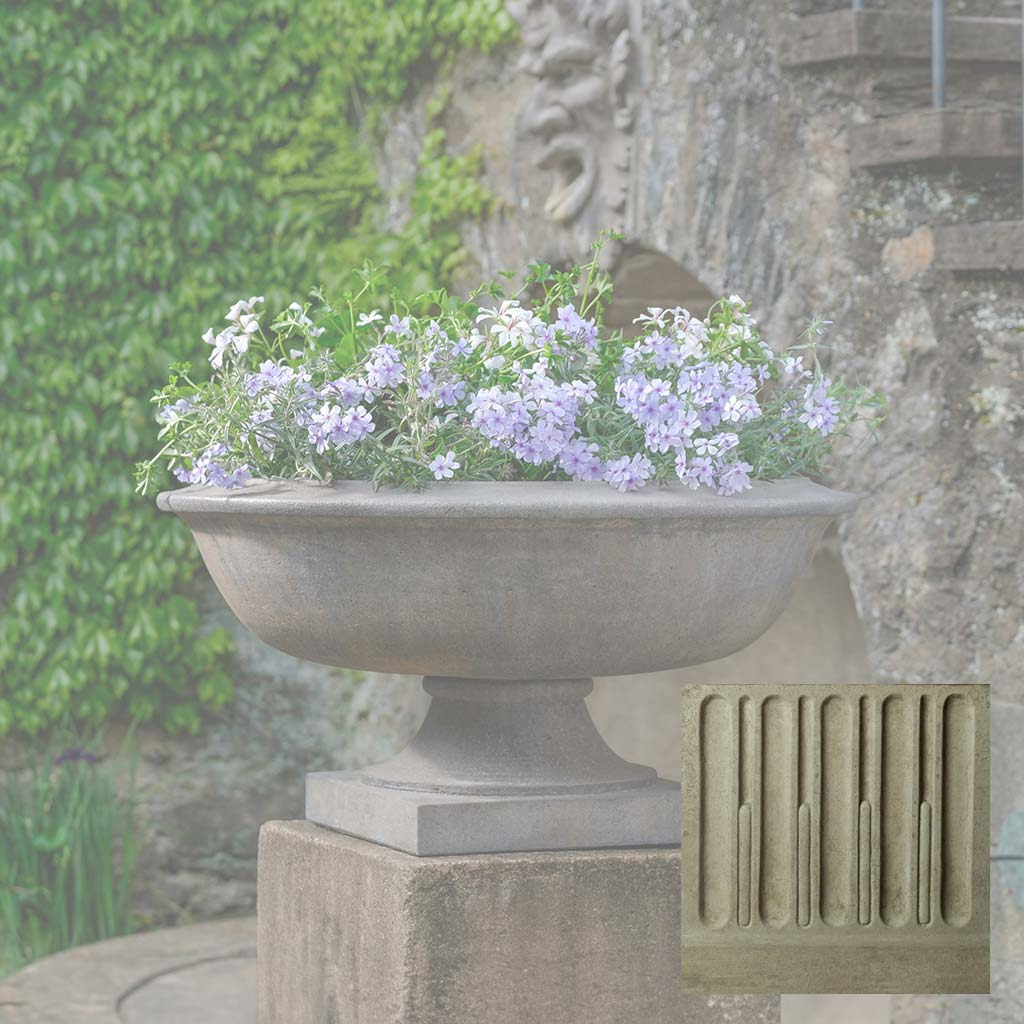 Campania Apsley Urn - P-972