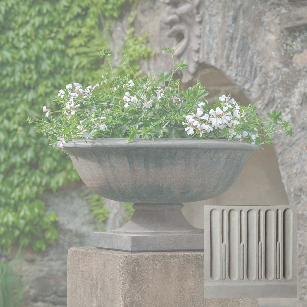 Campania Apsley Urn - P-972