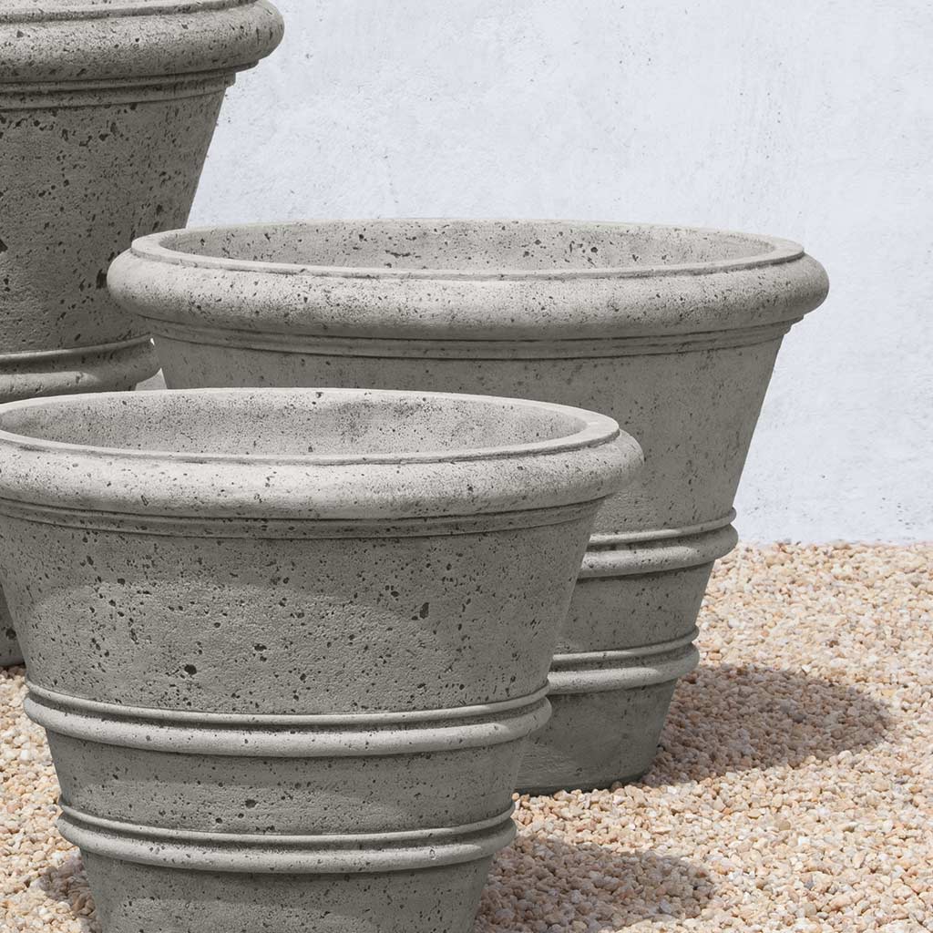 Campania Textured Rolled Rim - P-543