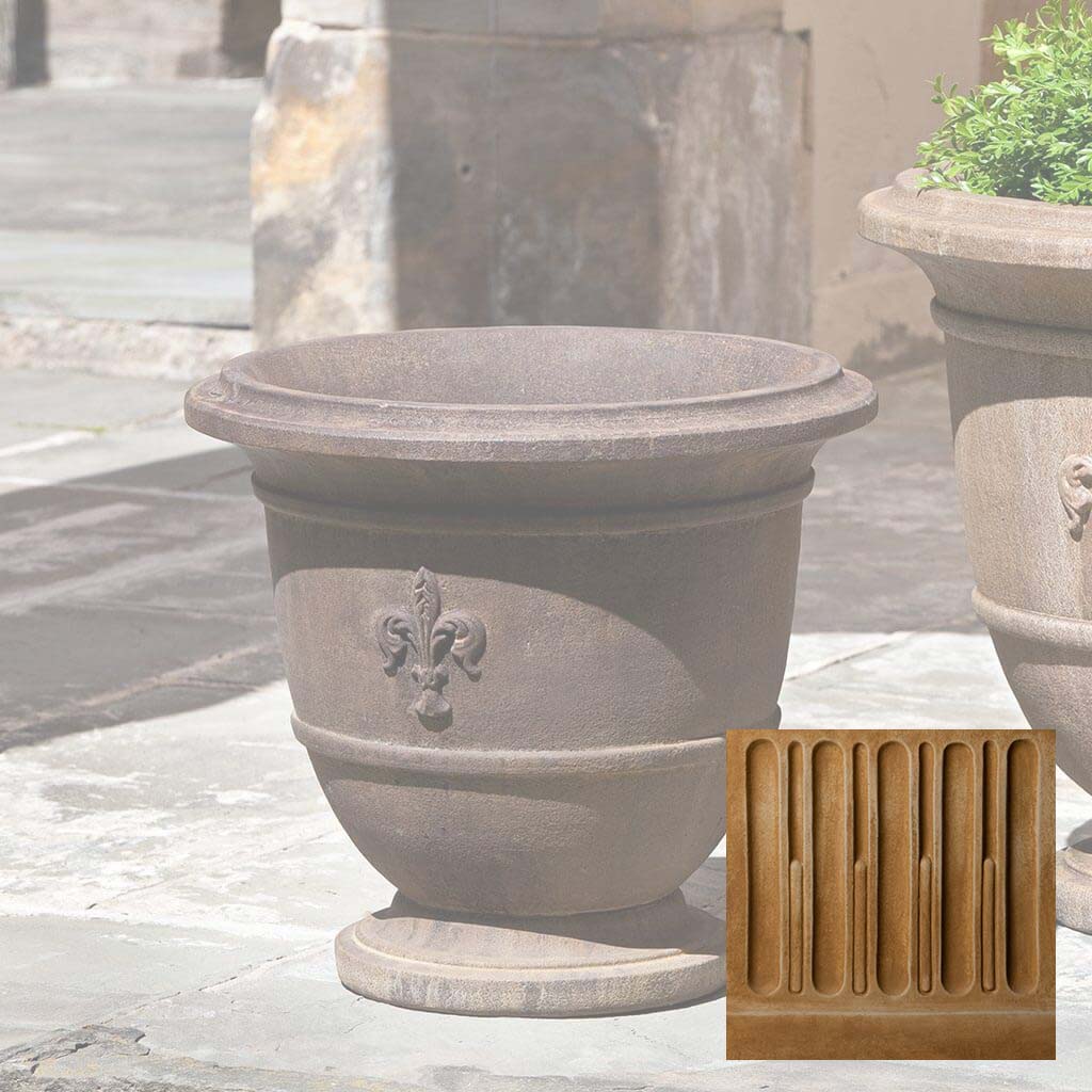 Campania Fleur de Lis Urn - P-573