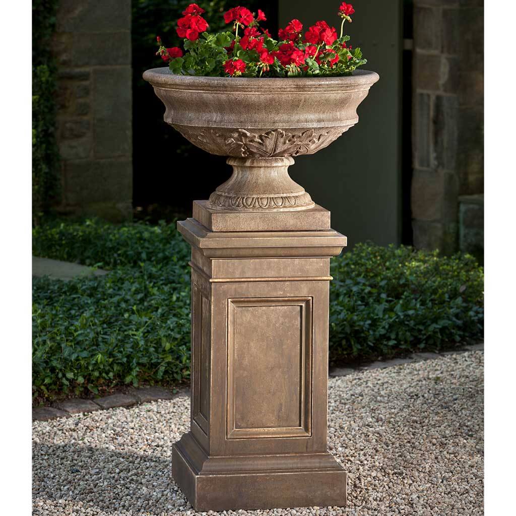 Campania Coachhouse Pedestal - PD-191
