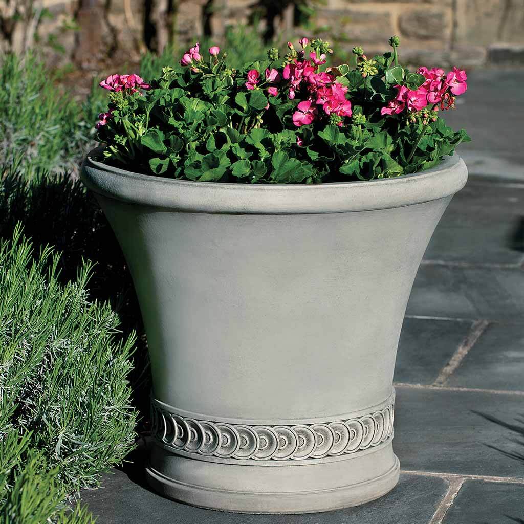 Campania Vallier Urn - P-652