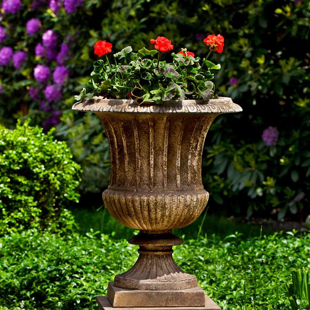 Campania Smithsonian Classical Urn - P-659