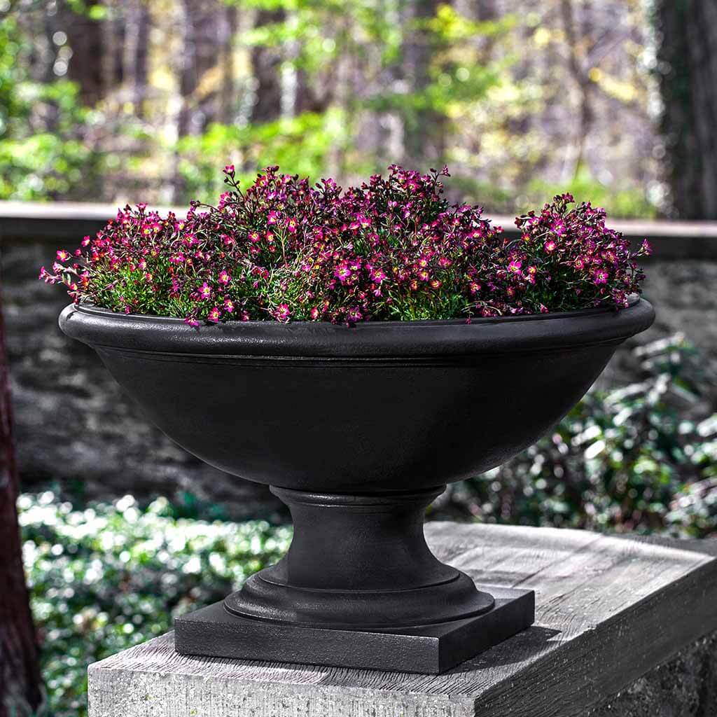 Campania Low Savannah Urn - P-734