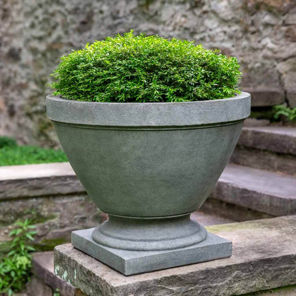Campania Park Slope Urn - P-787