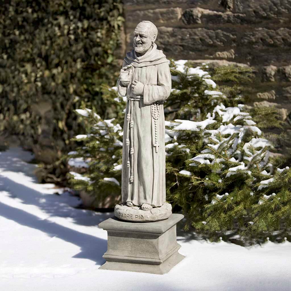 Campania Padro Pio Garden Statue - R-047
